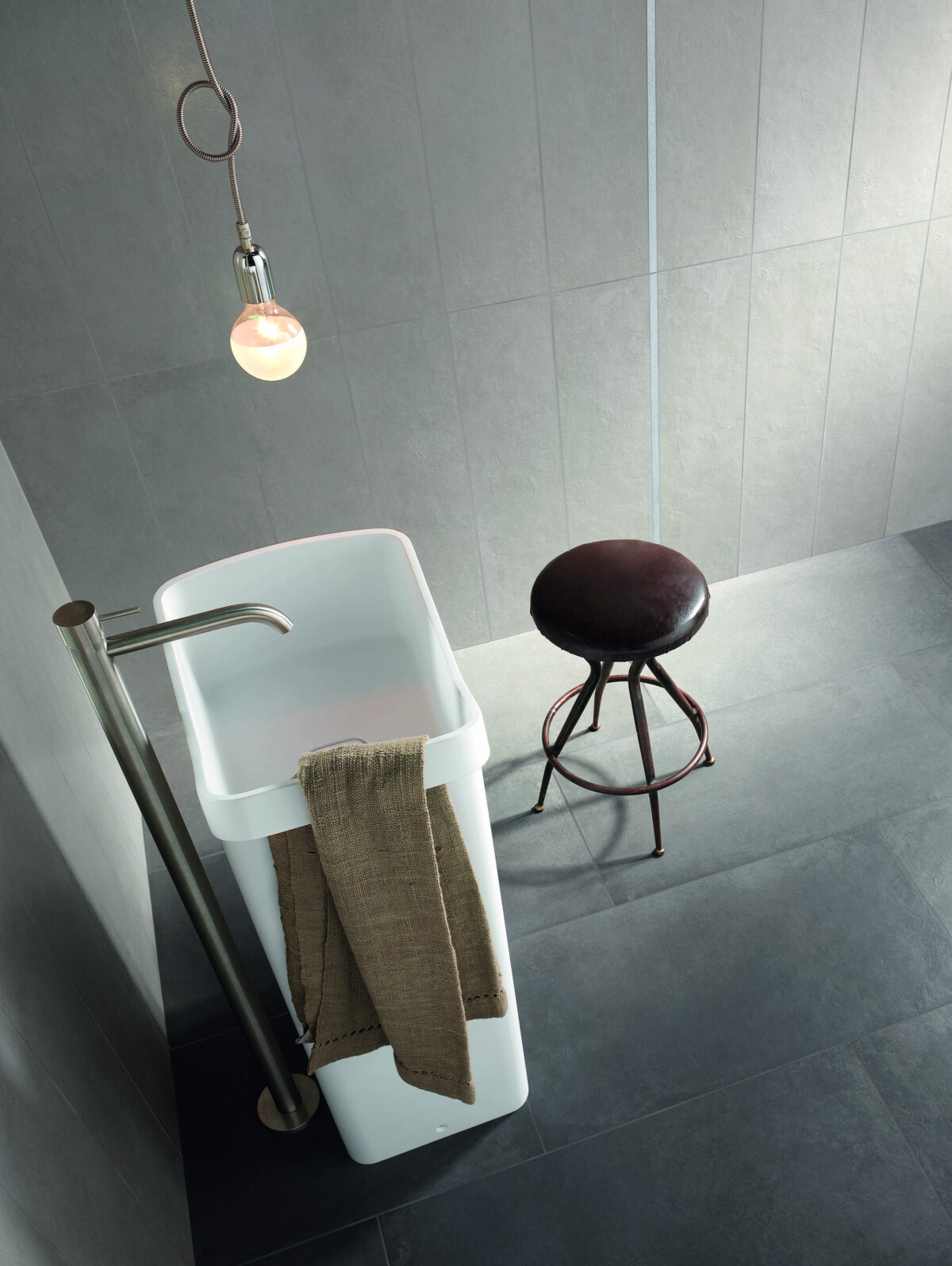 ABK 5834 692 Grey Black Metal