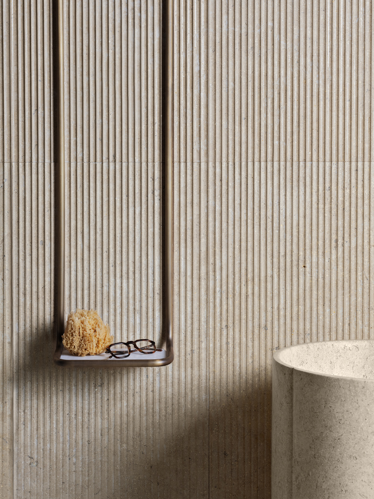 11 Luce Di Carrara Column Oscar Shelf