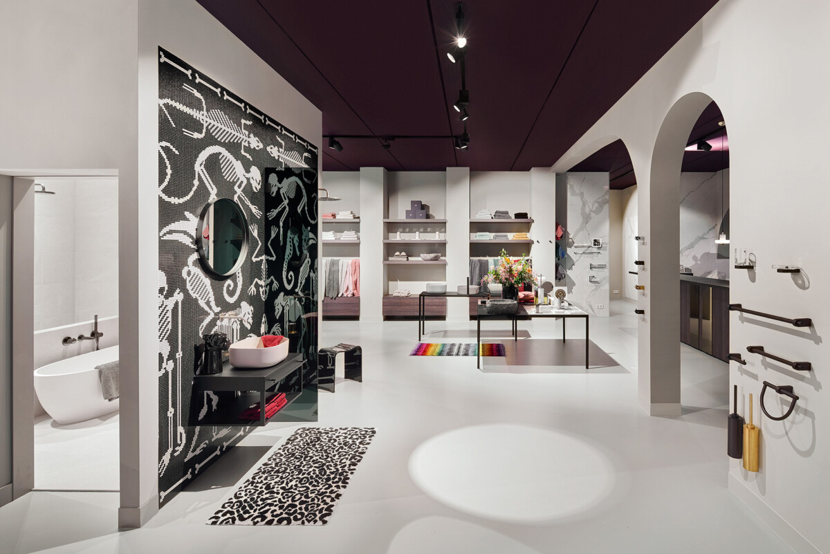 Tortu showroom 182